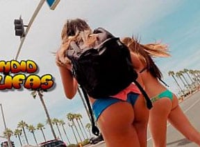 meninas de shortinho curto na rua