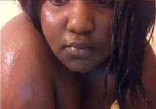 negra gordinha nua pelada banho