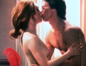 Julianne Moore nua transando pelada